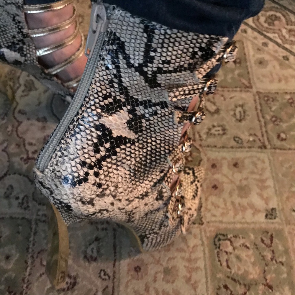 Strappy Back Zip Stiletto Booties Python Sz 7 - image 3